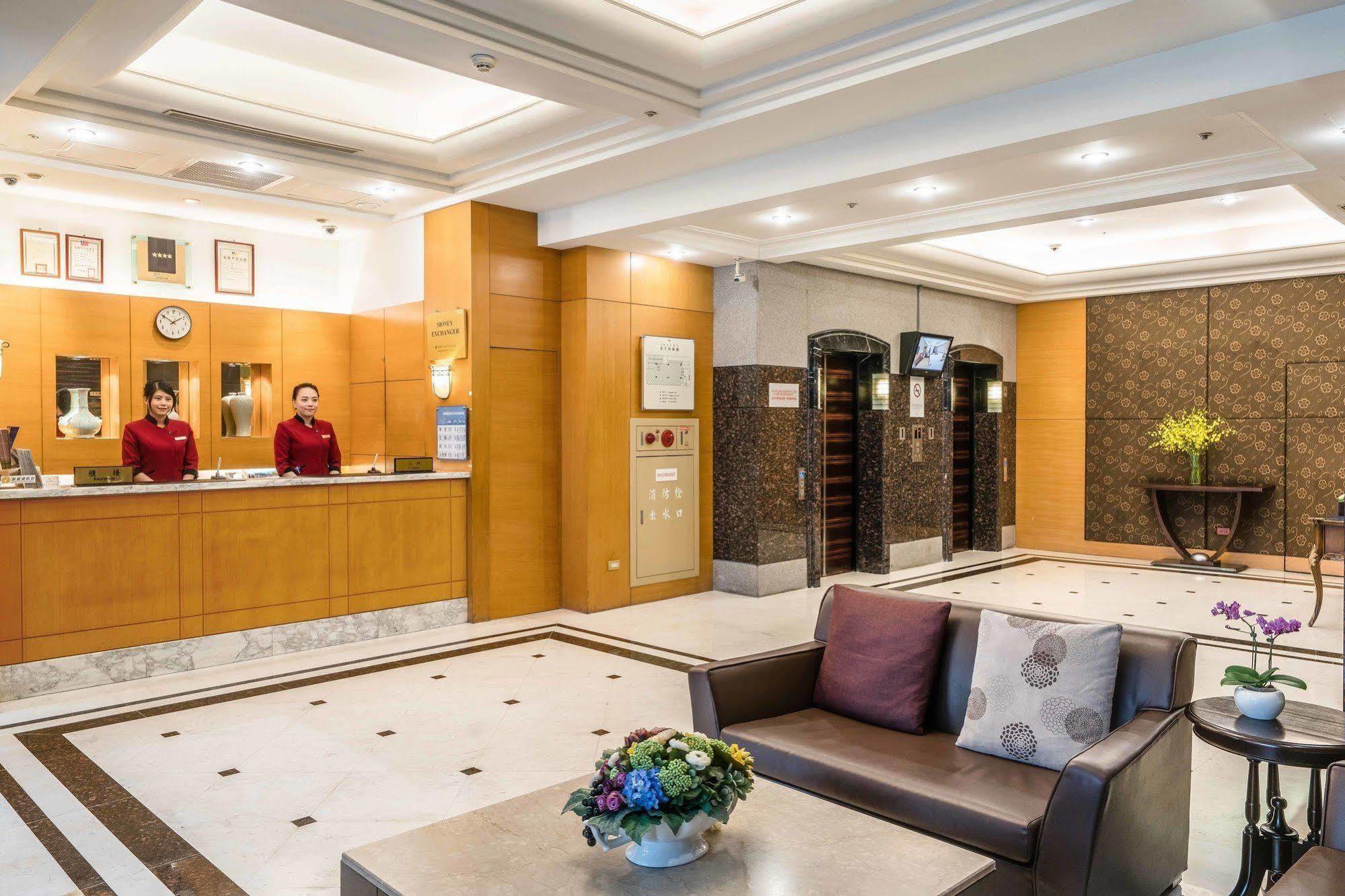 Fullon Poshtel Jhongli Otel Zhongli Dış mekan fotoğraf
