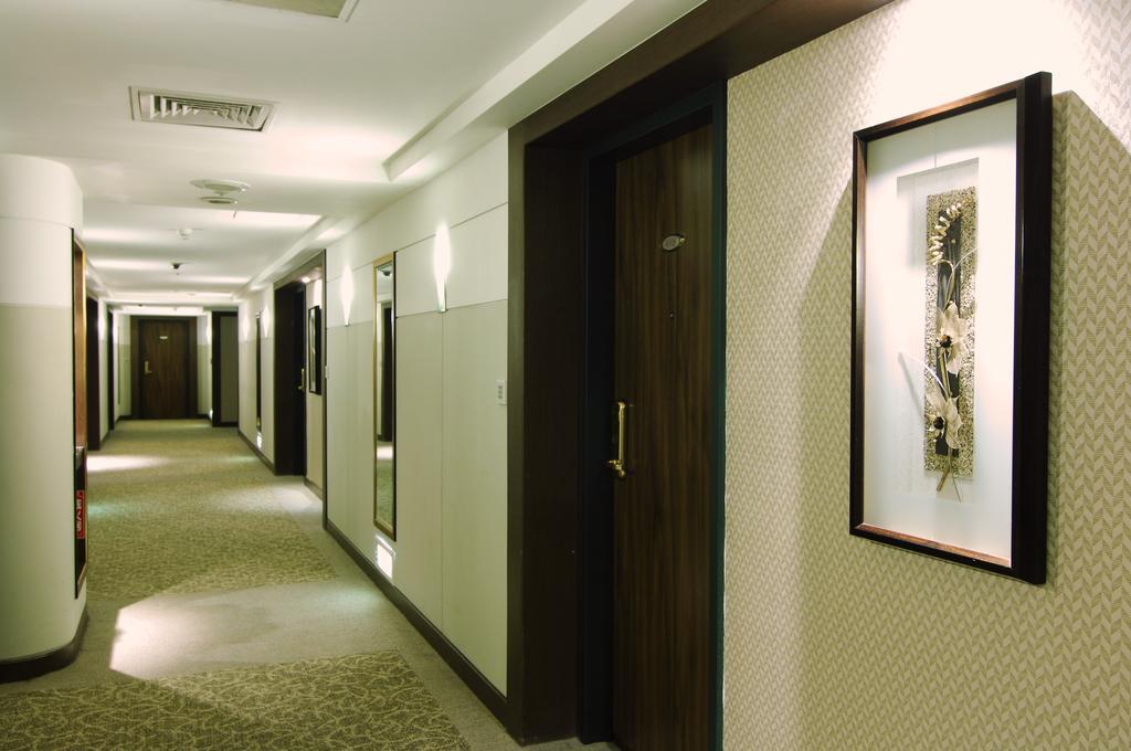 Fullon Poshtel Jhongli Otel Zhongli Dış mekan fotoğraf